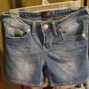 Seven7 Jean Shorts Size 6